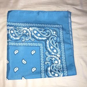 blue bandana